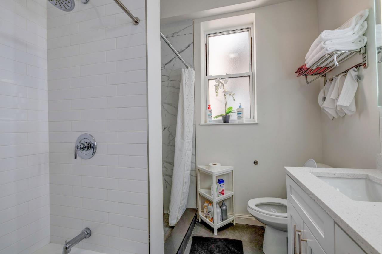 Spacious 5-Br Apt Next To Transit Free Parking Чикаго Экстерьер фото